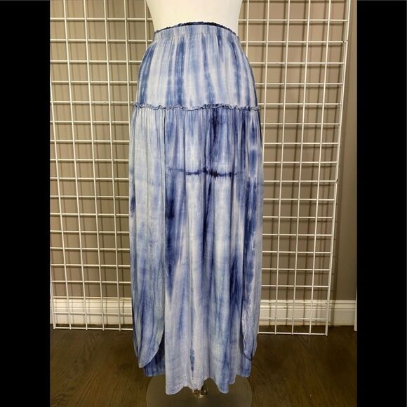 Honey belle Blue Tie Dye Layered Tulip Style Loungewear Cover-Up Dress/Skirt - Picture 3 of 5